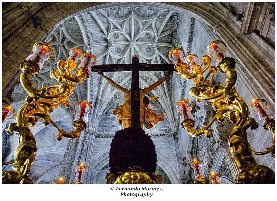 ''﻿Jueves Santo y Noche de Jesús: Dios resplandece en las tinieblas'' por Andrés Pérez Montilla