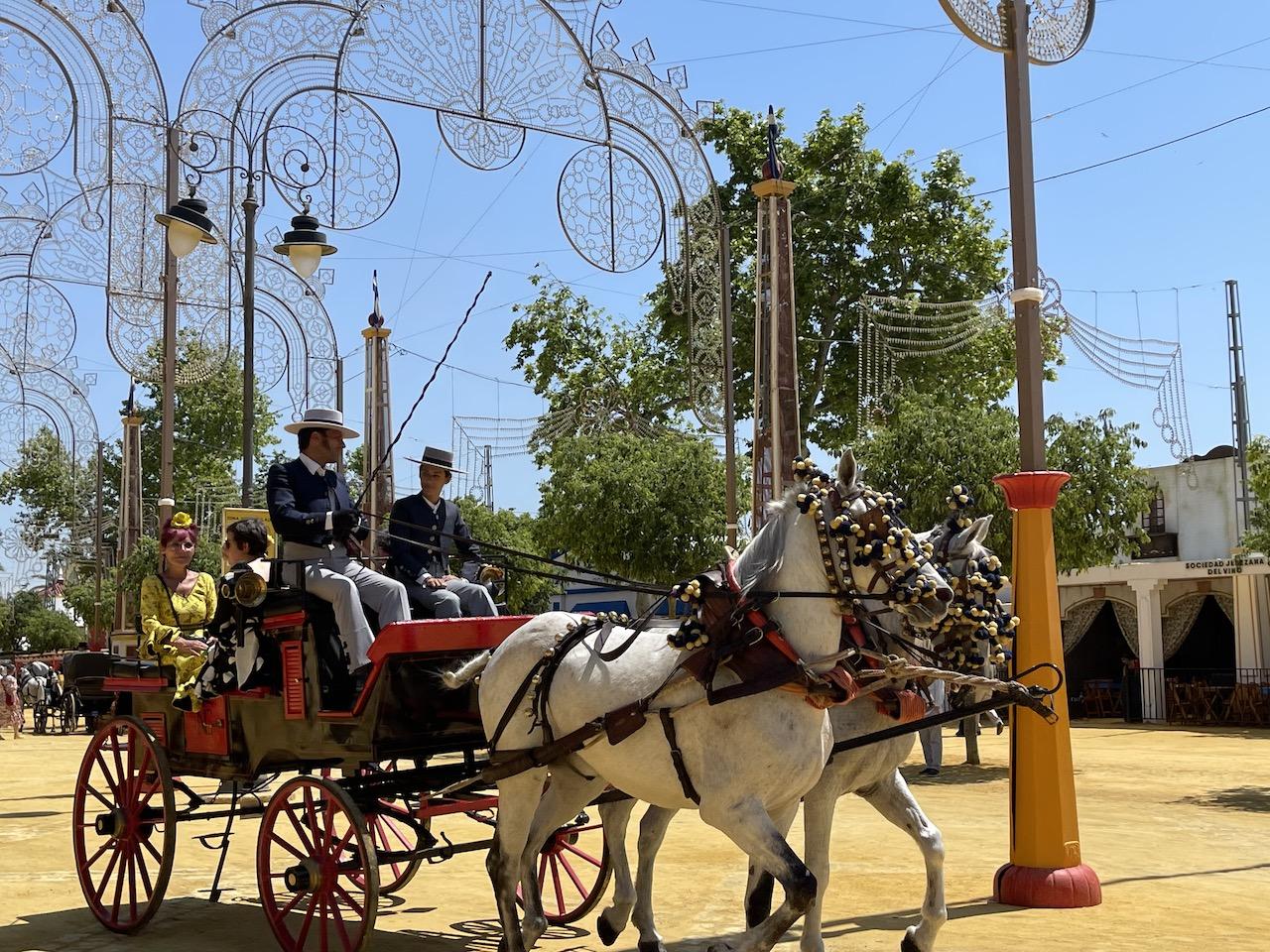 Adelante Andalucía propone suspender los paseos de caballos en la Feria de Jerez por calor