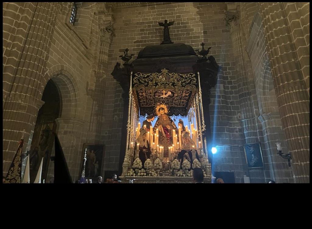 Semana Santa Jerez 2023 (V): el Santo Entierro y la Piedad