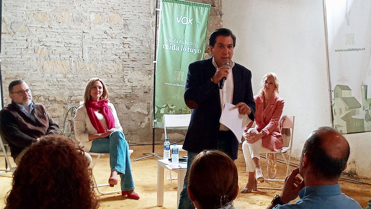 Antonio Fernández (Vox) reafirma su compromiso "firme y sincero con los jerezanos" en la presentación de la campaña 'Cuida lo tuyo'
