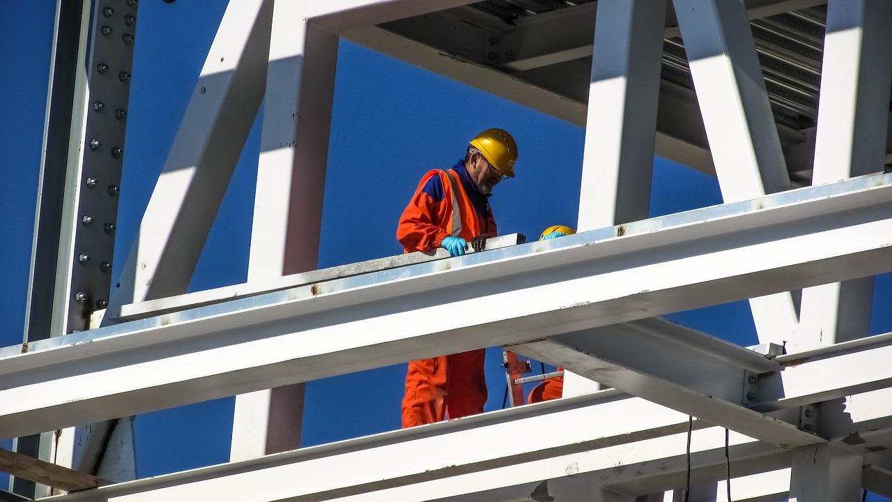 Andalucía lidera en marzo el descenso del paro en España, con 15.284 desempleados menos