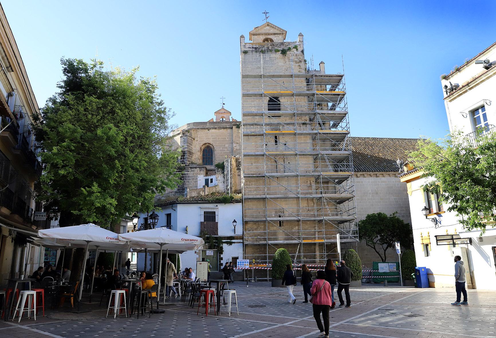 Comienzan las obras de reparación de la Torre de la Atalaya en pleno Centro Histórico de Jerez