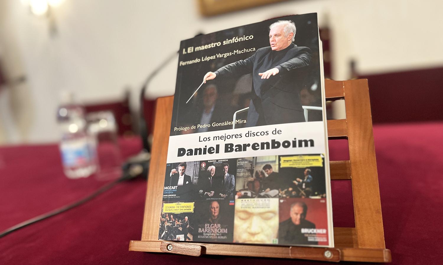 Presentado en Jerez el libro 'Los mejores discos de Daniel Barenboim (I): el maestro sinfónico'