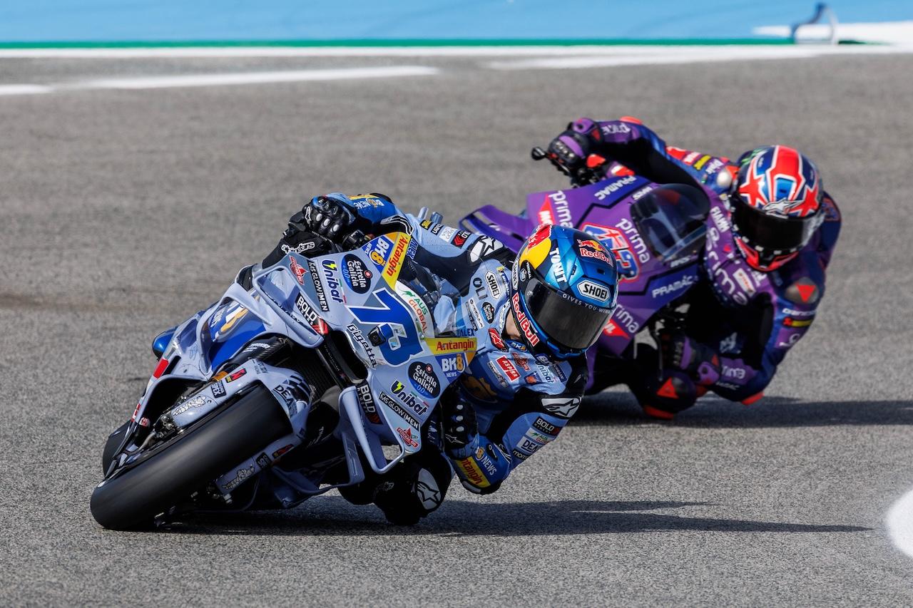 El dominio español arranca en Jerez con Alex Márquez batiendo el récord del circuito en MotoGP