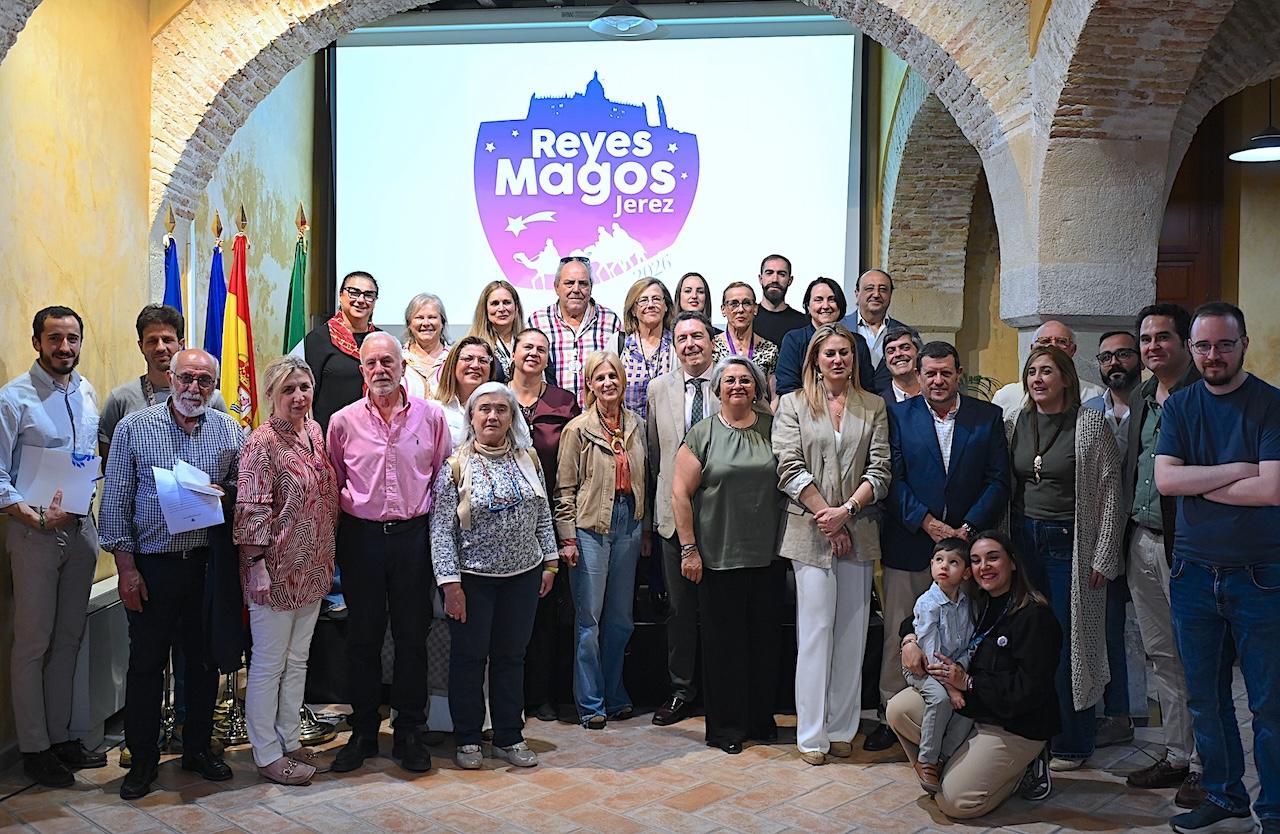La Asociación de Reyes Magos de Jerez lleva a cabo su tradicional acto de entrega de donaciones
