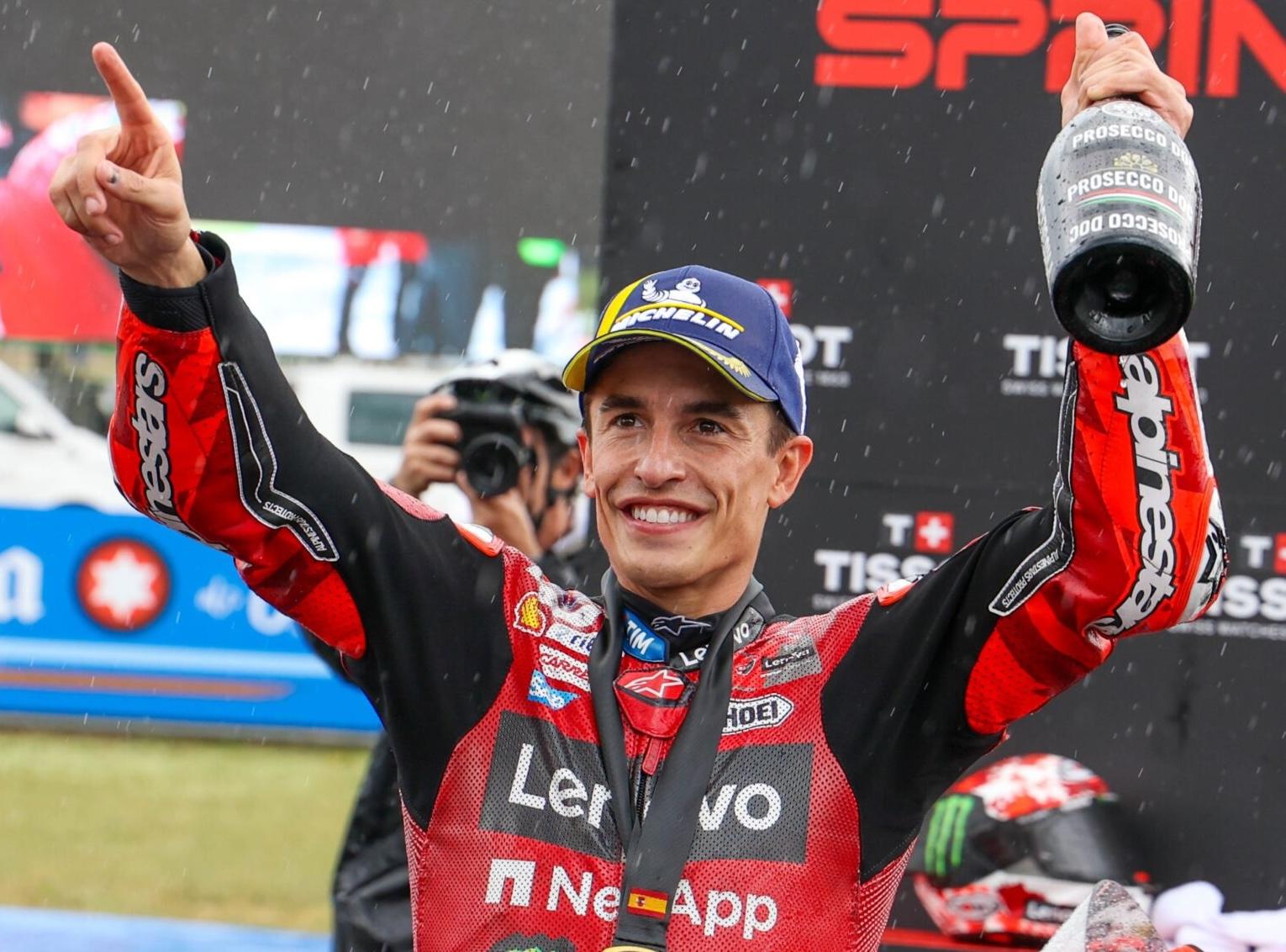 Espectáculo bajo la lluvia en Jerez: Marc Márquez, vencedor de la carrera Sprint del sábado
