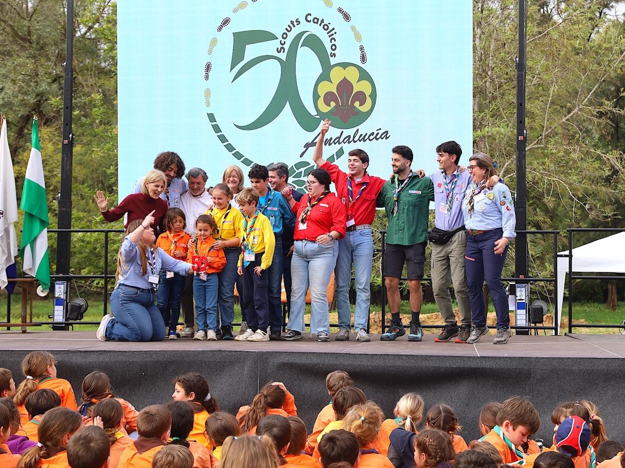 Unos 2.000 jóvenes celebran en Jerez el 50º aniversario de la Federación de Scouts Católicos de Andalucía