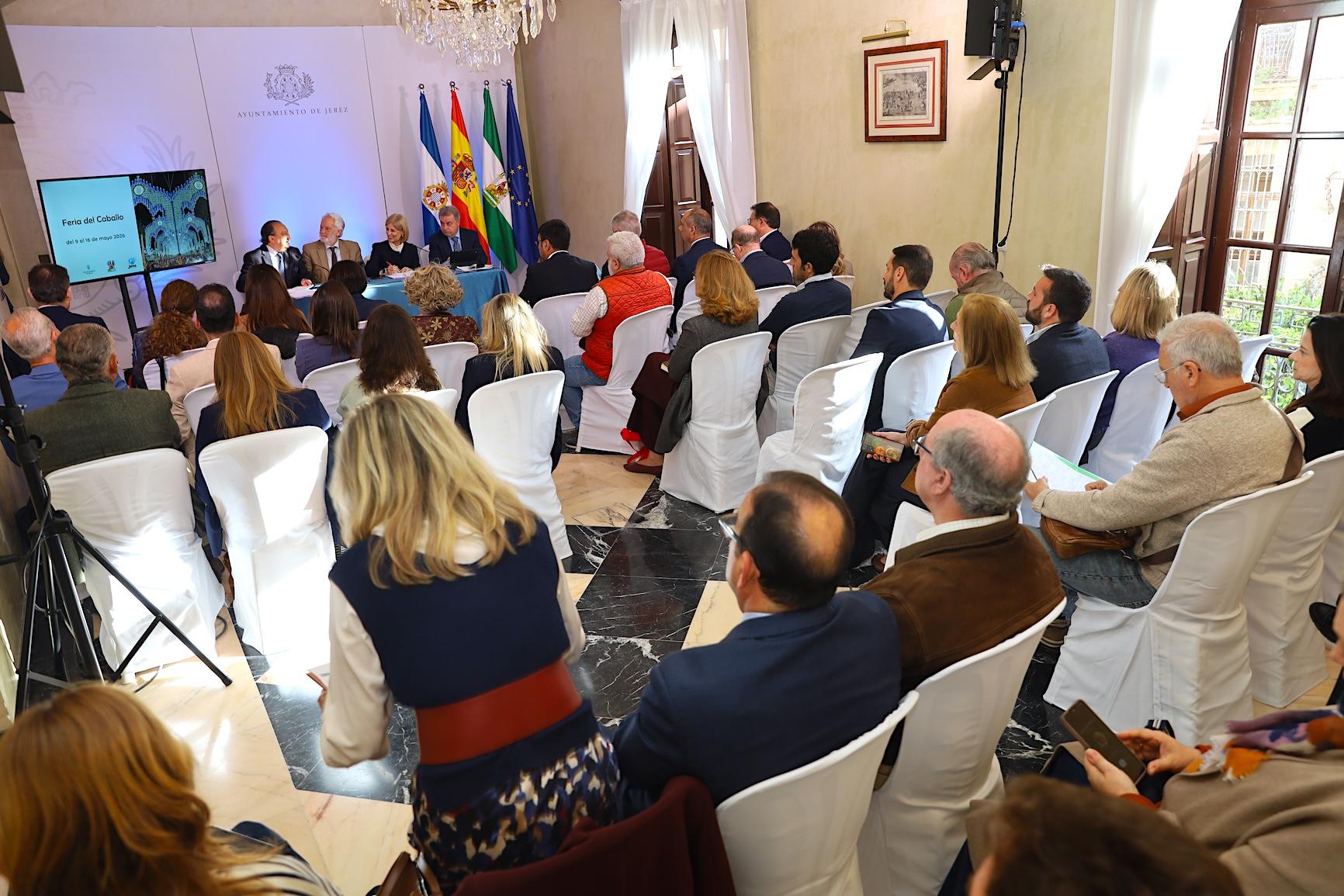 El Ayuntamiento de Jerez informa a la Mesa del Turismo de las acciones municipales para los próximos grandes eventos 