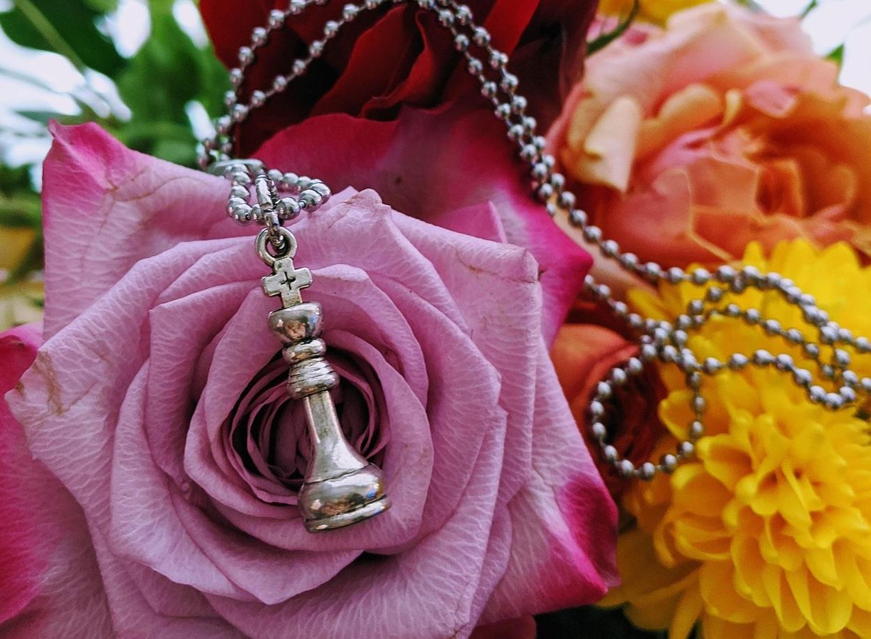 La ASESCON pide que no se aproveche el Día de la Madre para subir precios en flores, joyería o servicios de ocio