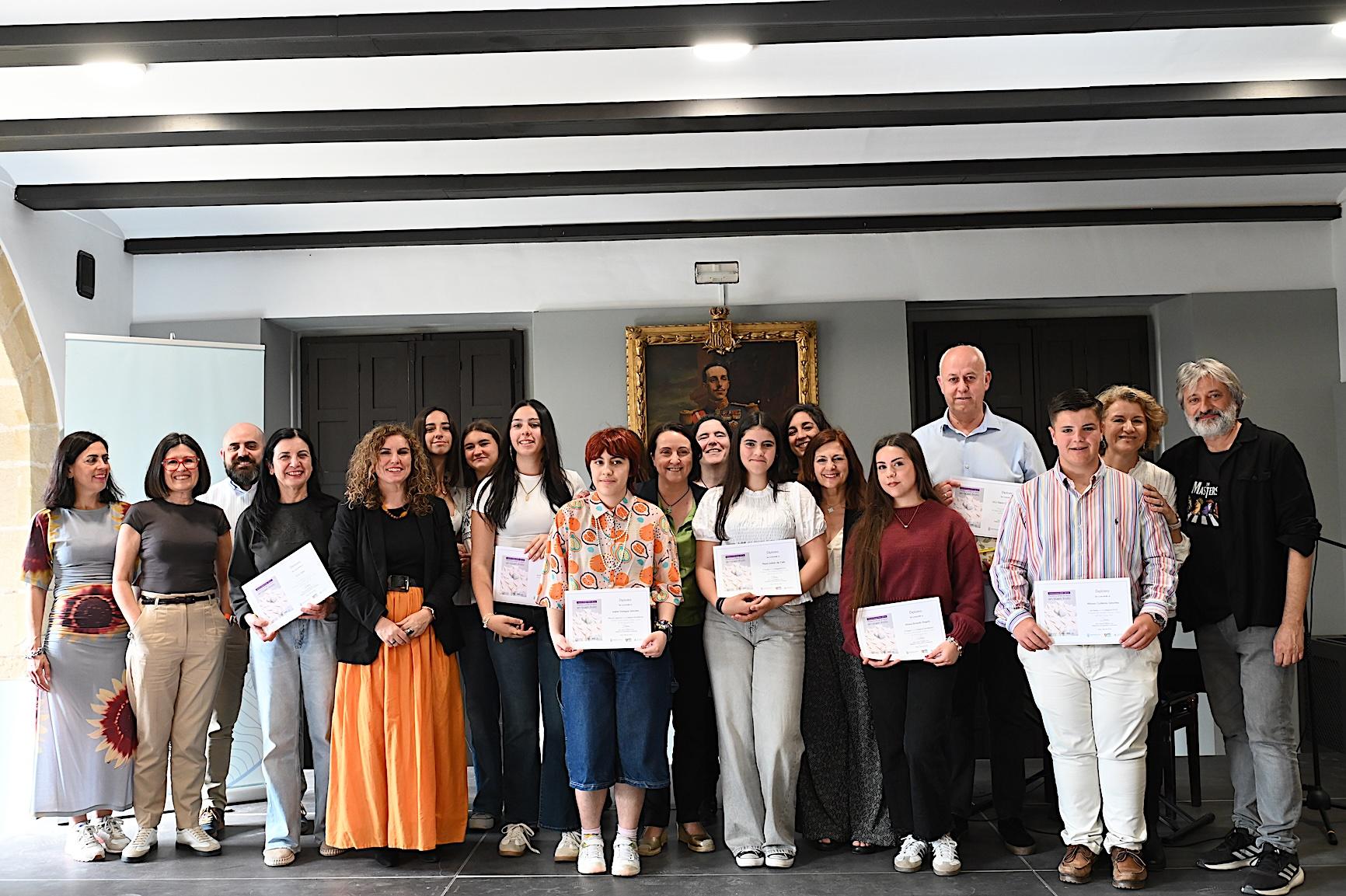 Entregados en Jerez los premios del VIII Certamen de Poemas y Cartas de Amor en Buen Trato