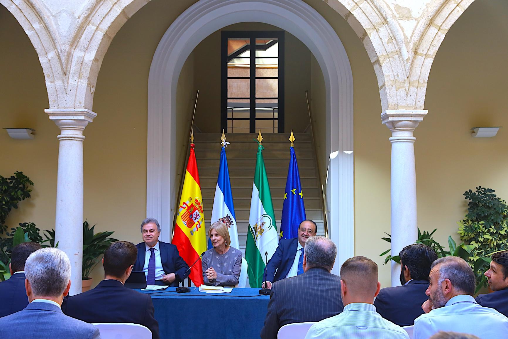 Foro de cofrades en el Ayuntamiento