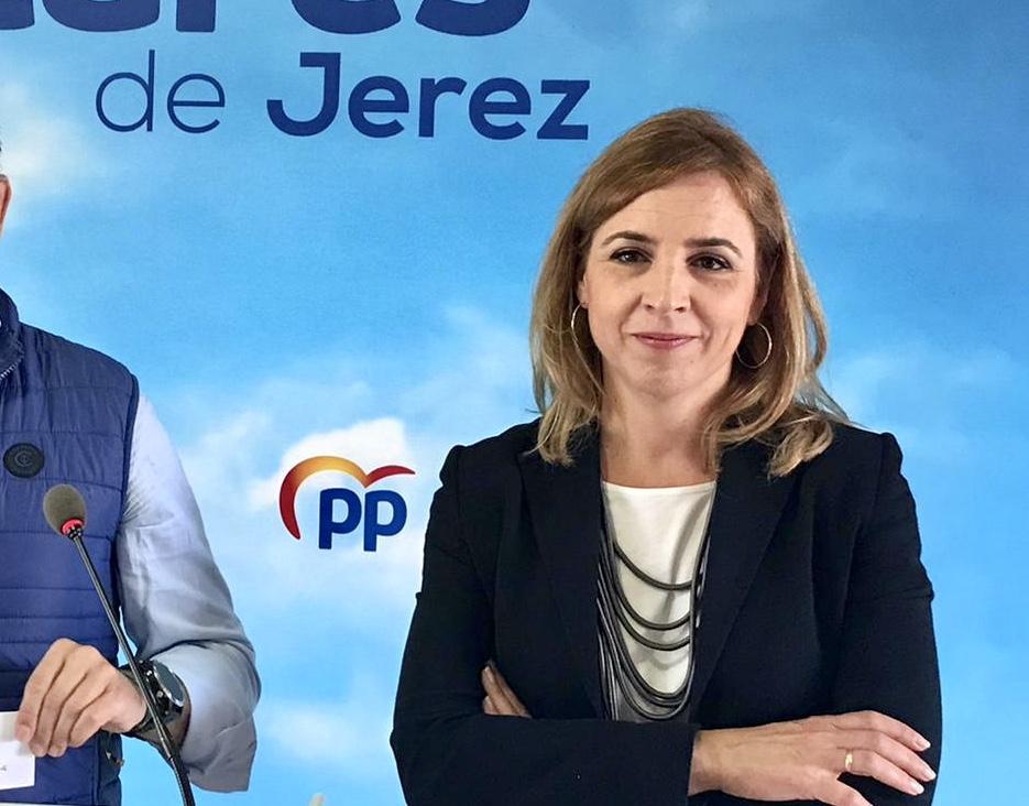 Martínez (PP): “El PSOE no ha hecho nada por los vecinos de Los Pitufos mientras el Gobierno de Juanma Moreno ha invertido más de medio millón”