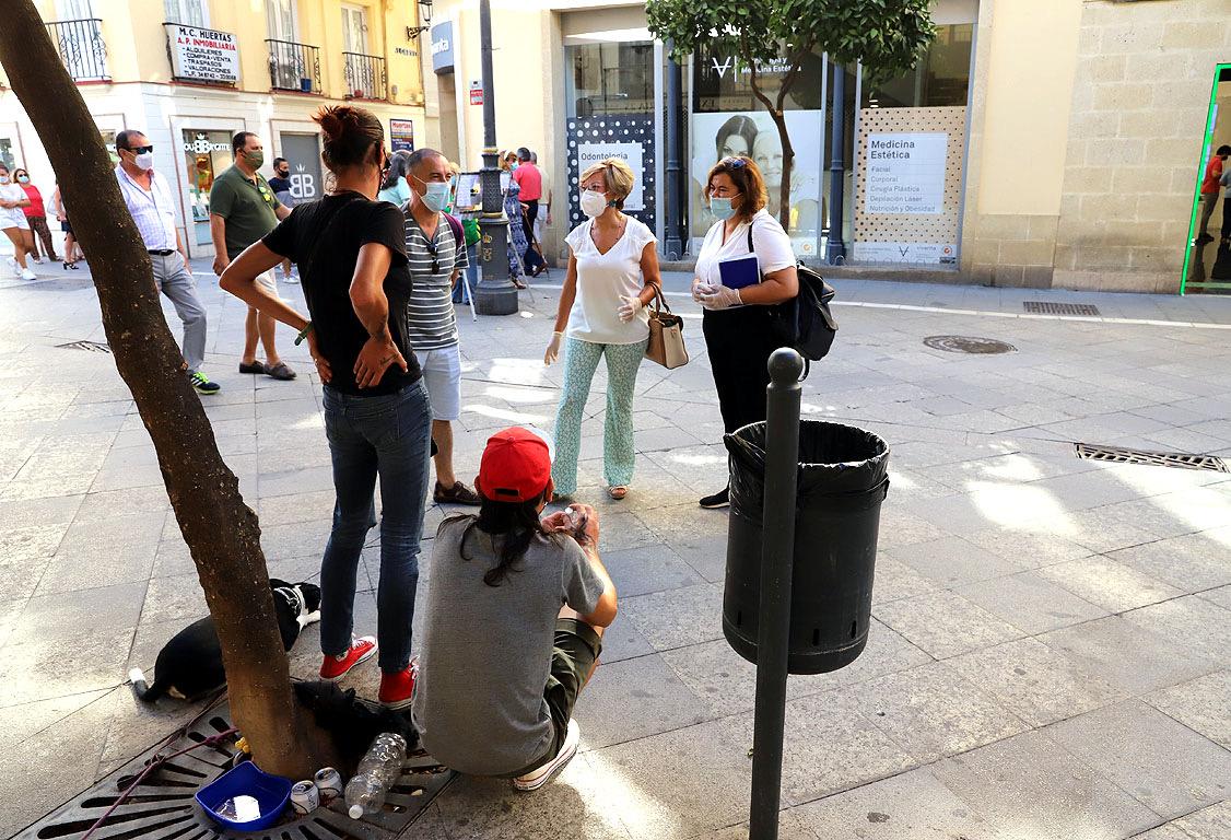El Ayuntamiento de Jerez atiende a 87 indigentes que viven en la calle
