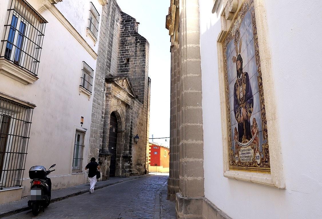 El Ayuntamiento de Jerez adjudica una nueva fase de obras en el entorno de San Juan de los Caballeros por 223.528 euros