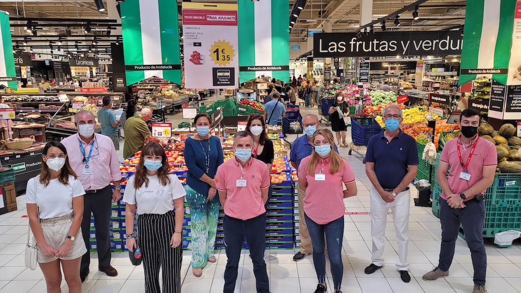 Carrefour colabora con Cáritas Diocesana mediante la formación e inserción de personas acompañadas por la entidad