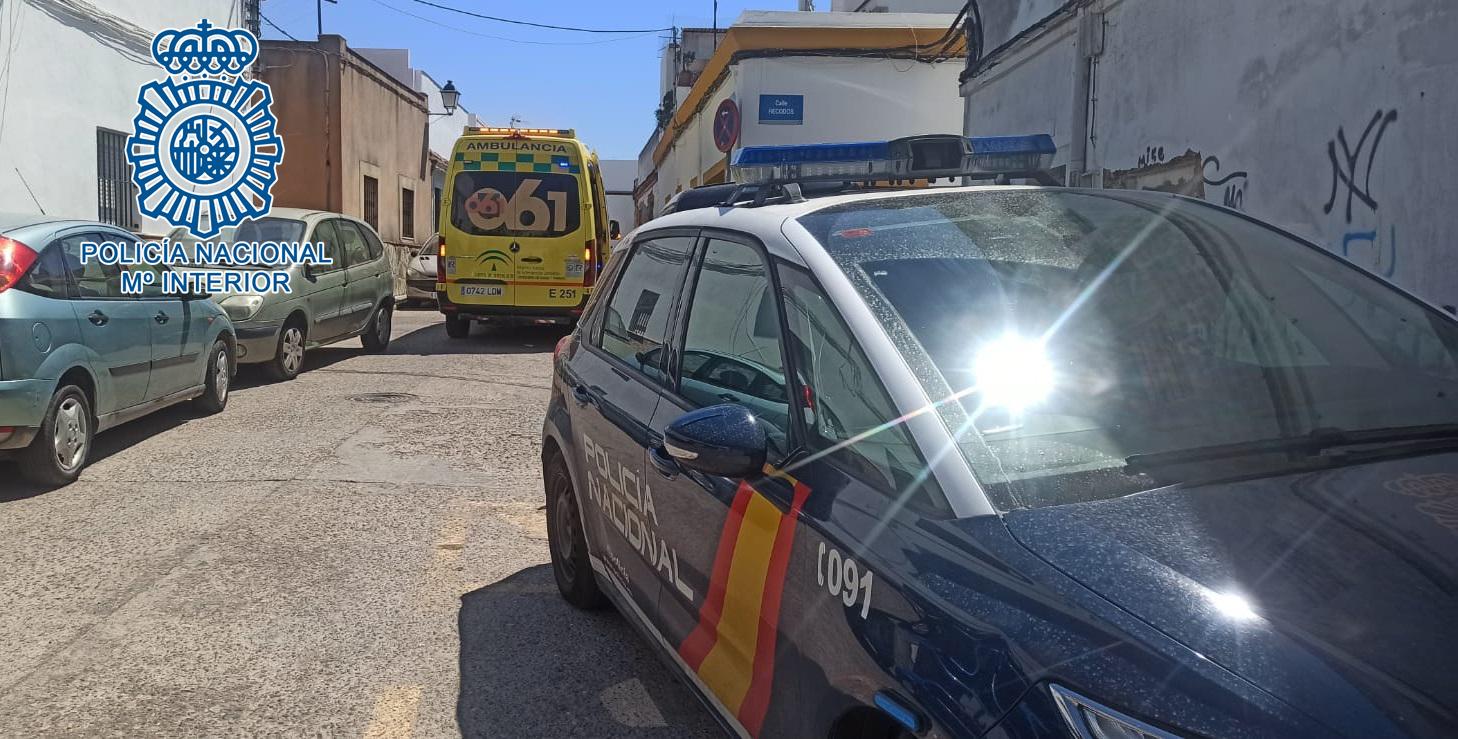 Rescatada una anciana en Jerez después de tres días tirada y herida en el suelo de su casa