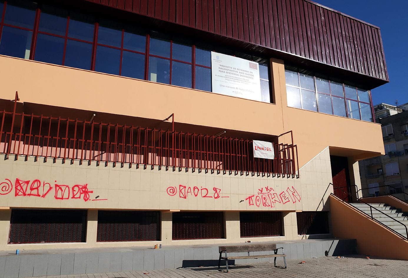 El Polideportivo Ruiz-Mateos de Jerez sufre actos vandálicos