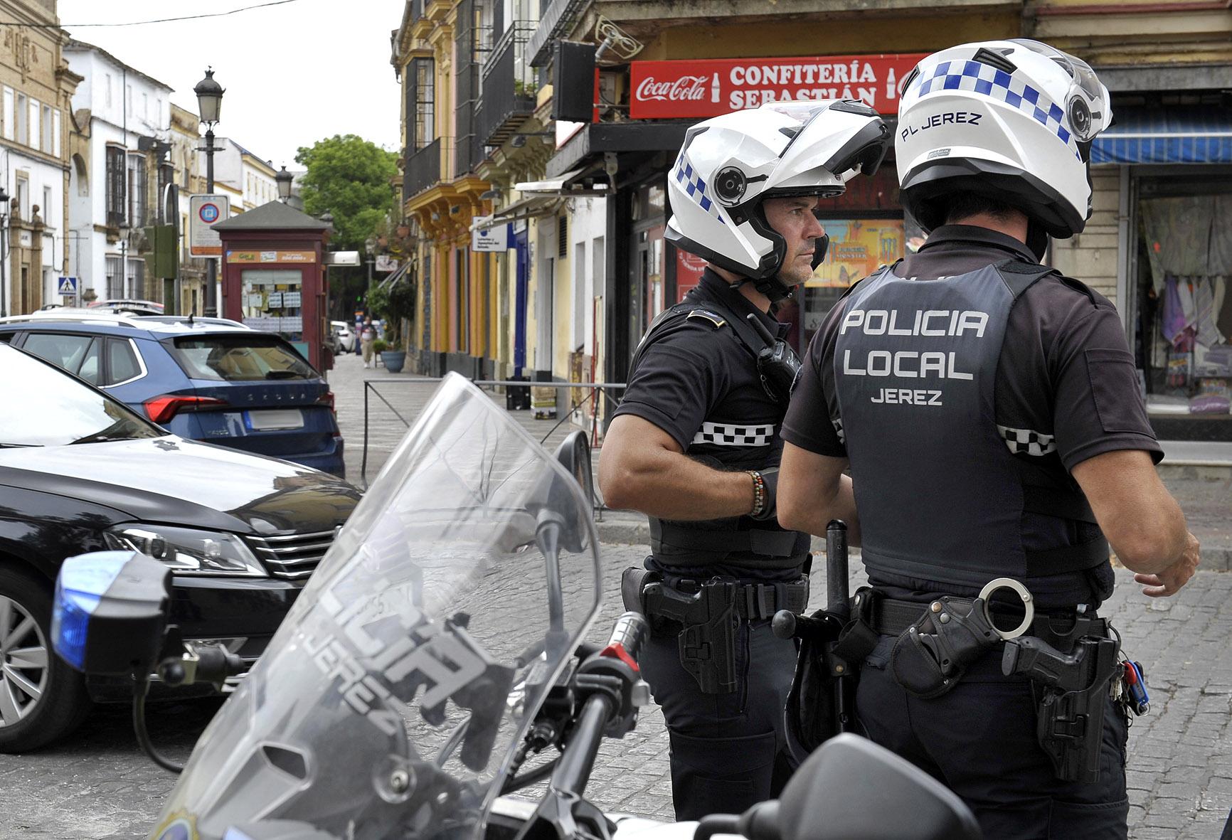 La Policía Local de Jerez detiene a dos mujeres por robo con intimidación en un comercio del centro