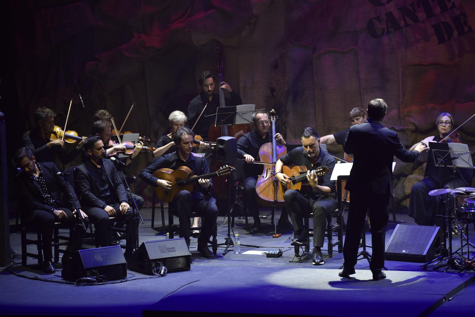  Carlos Piñana y la Orquesta Sinfónica de Murcia consiguen  el mestizaje entre lirismo y temperamento a favor del flamenco