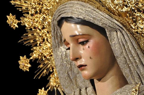 Sevilla aguarda ya la Coronación de la Piedad, del Baratillo