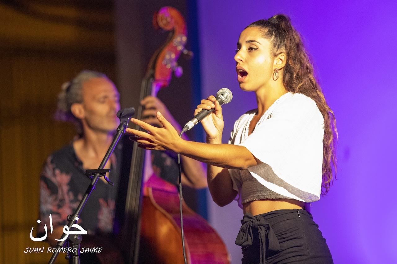Paula Bilá y Joan Masana estarán en el ciclo 'Música para limar asperezas' del Teatro La Gotera de Lazotea de Jerez