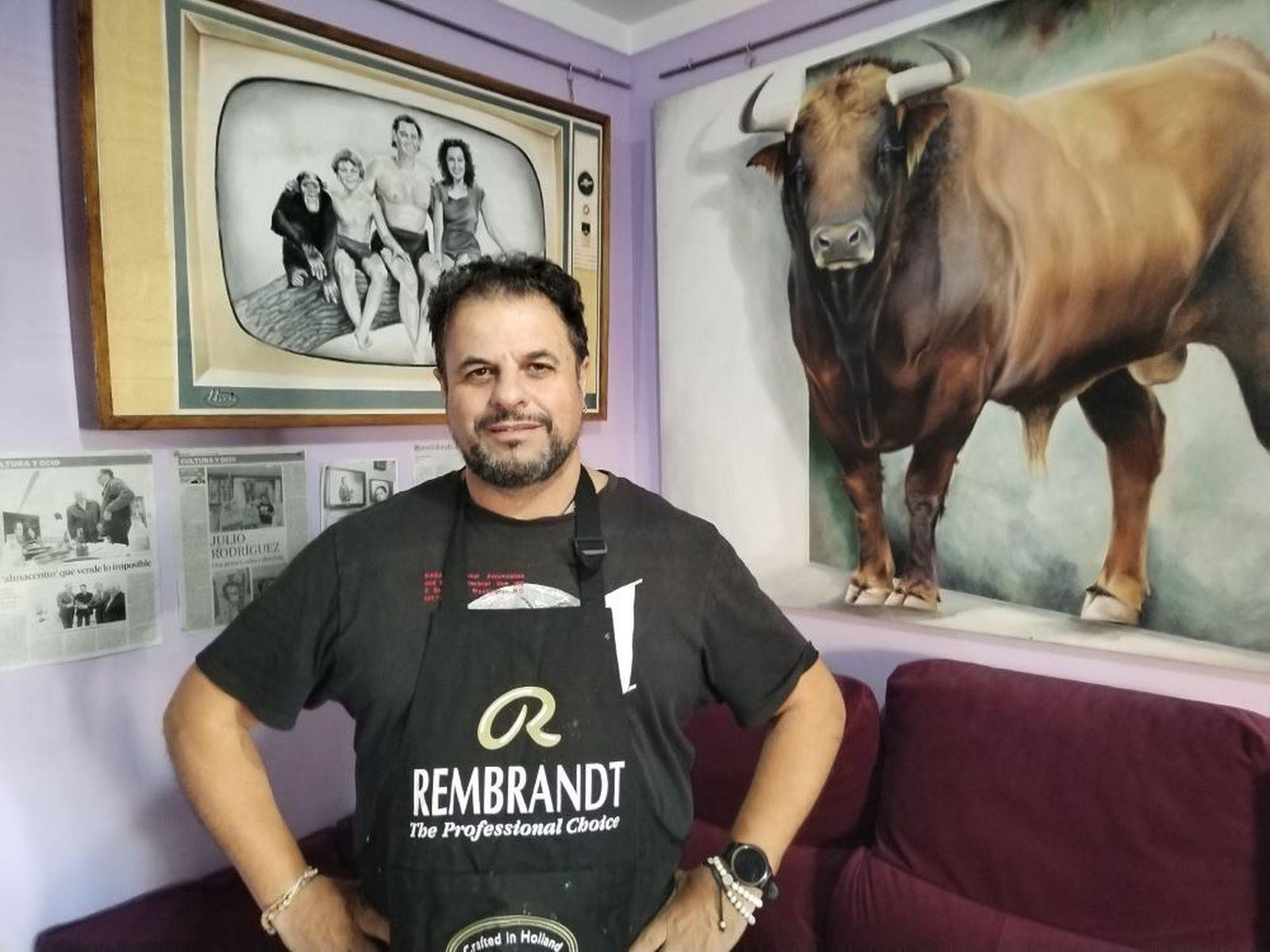 Julio Rodríguez, cartelista en Espera