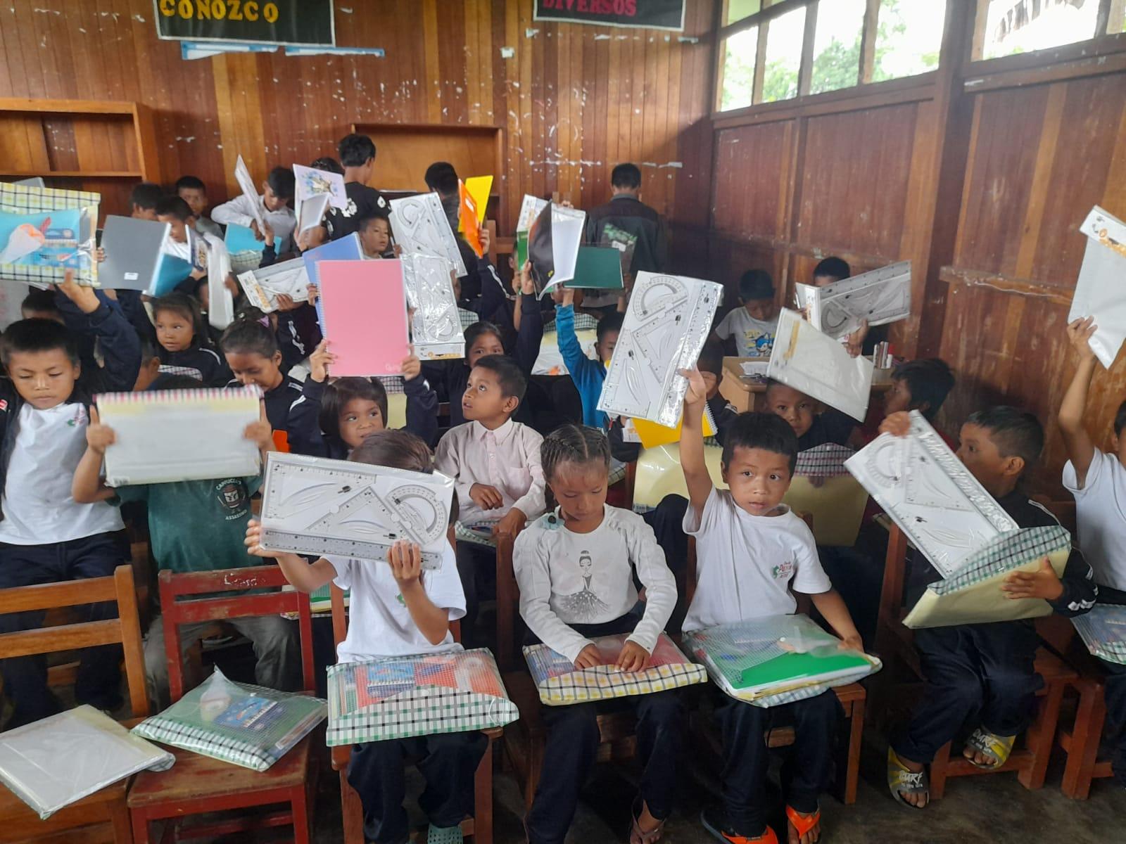 Más de 50.000 kilos de ayuda de Fundación Madre Coraje viajan hacia Perú