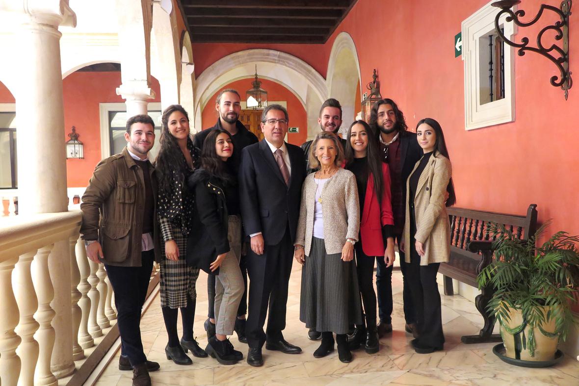 La Fundación Cristina Heeren y CajaSol renuevan el programa de becas "Jóvenes en Arte Flamenco"