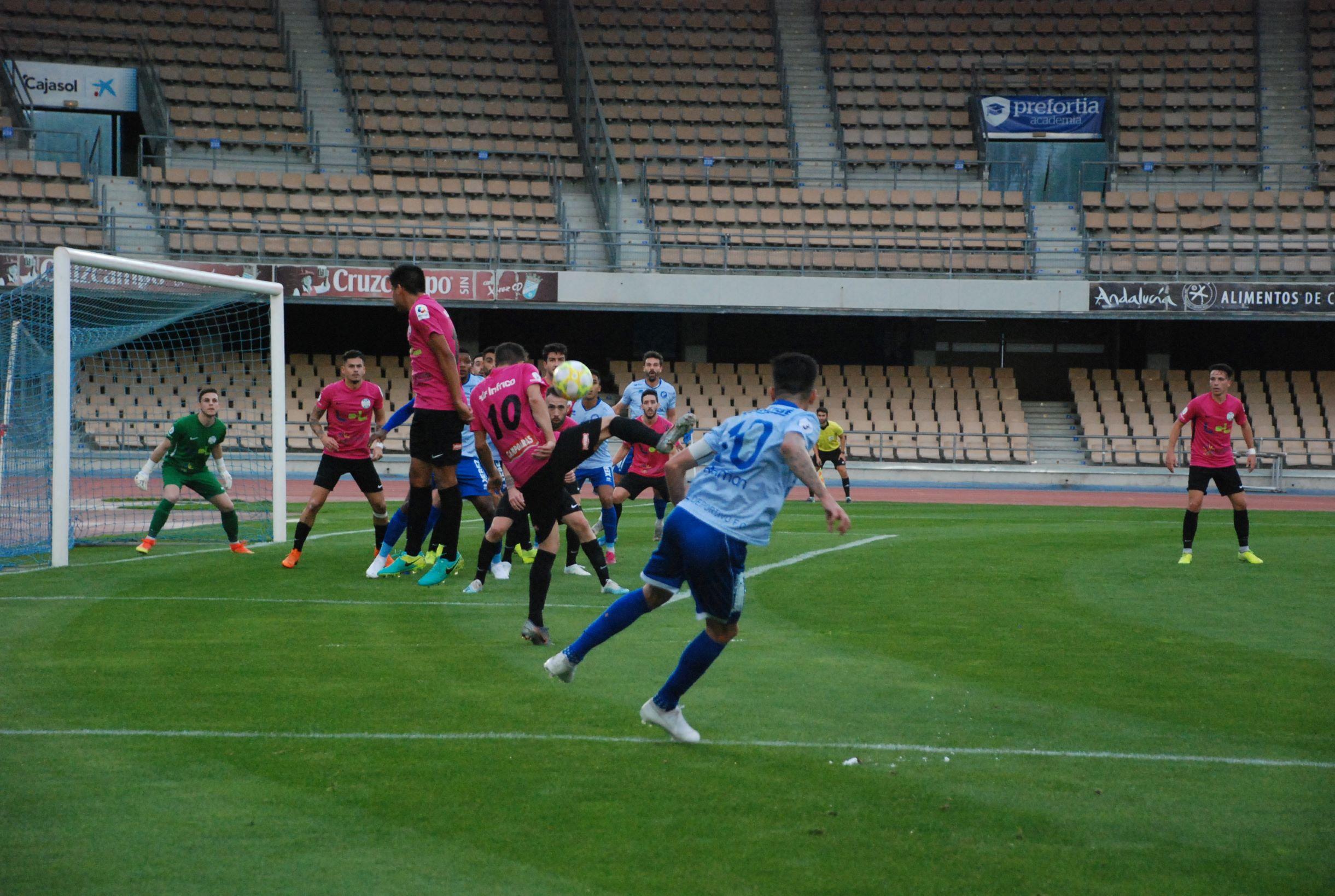 Xerez Deportivo FC 1-0 Ciudad de Lucena: Un cabezazo imperioso vuelve a darle la vuelta a la balanza de la fortuna