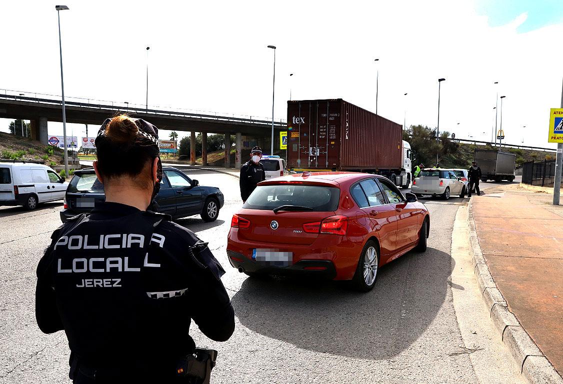 La Policía Local controla 14.000 vehículos en los accesos a Jerez