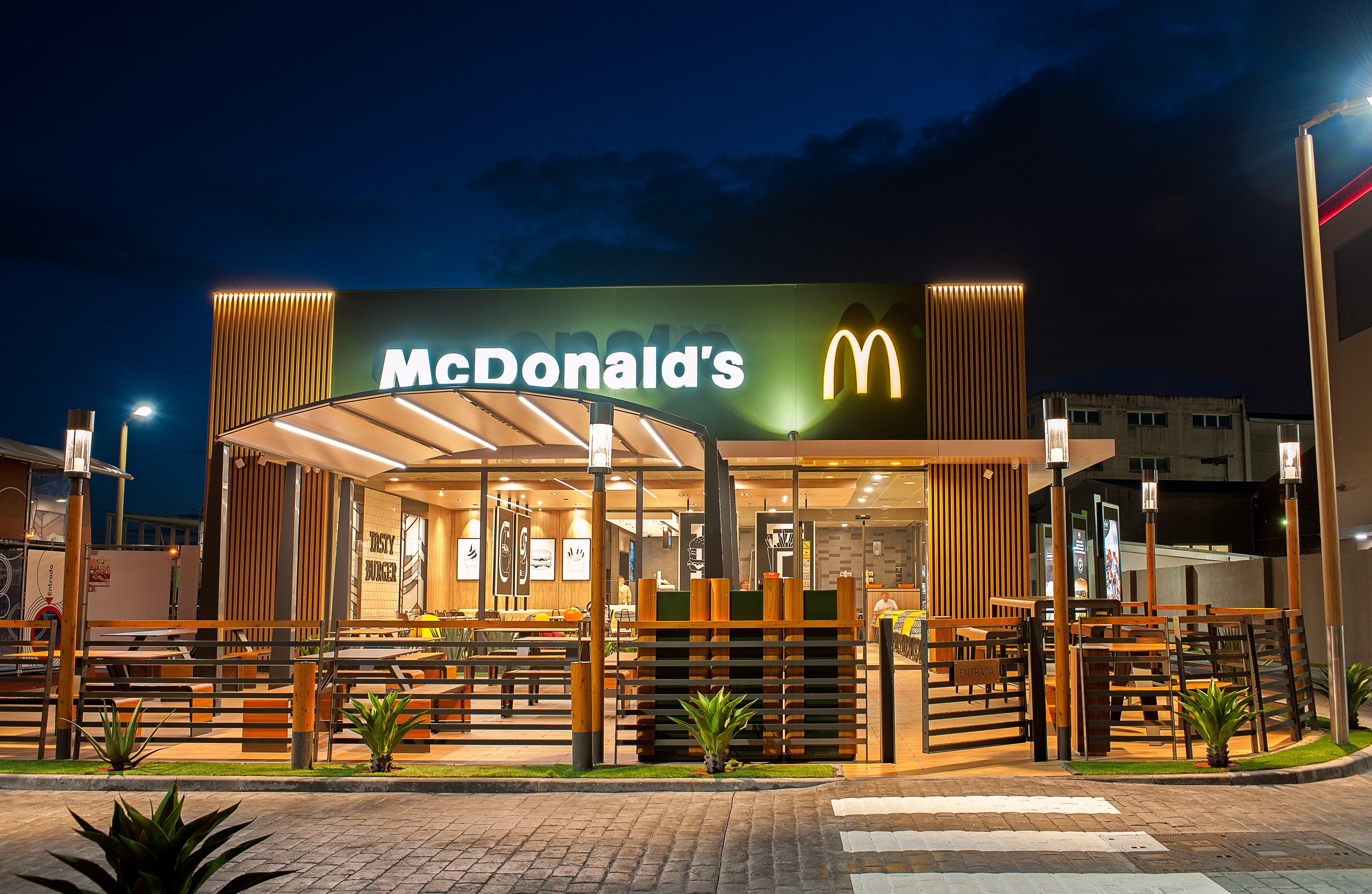 McDonald's retira las tapas y cubiertos de plástico de todos sus restaurantes de España