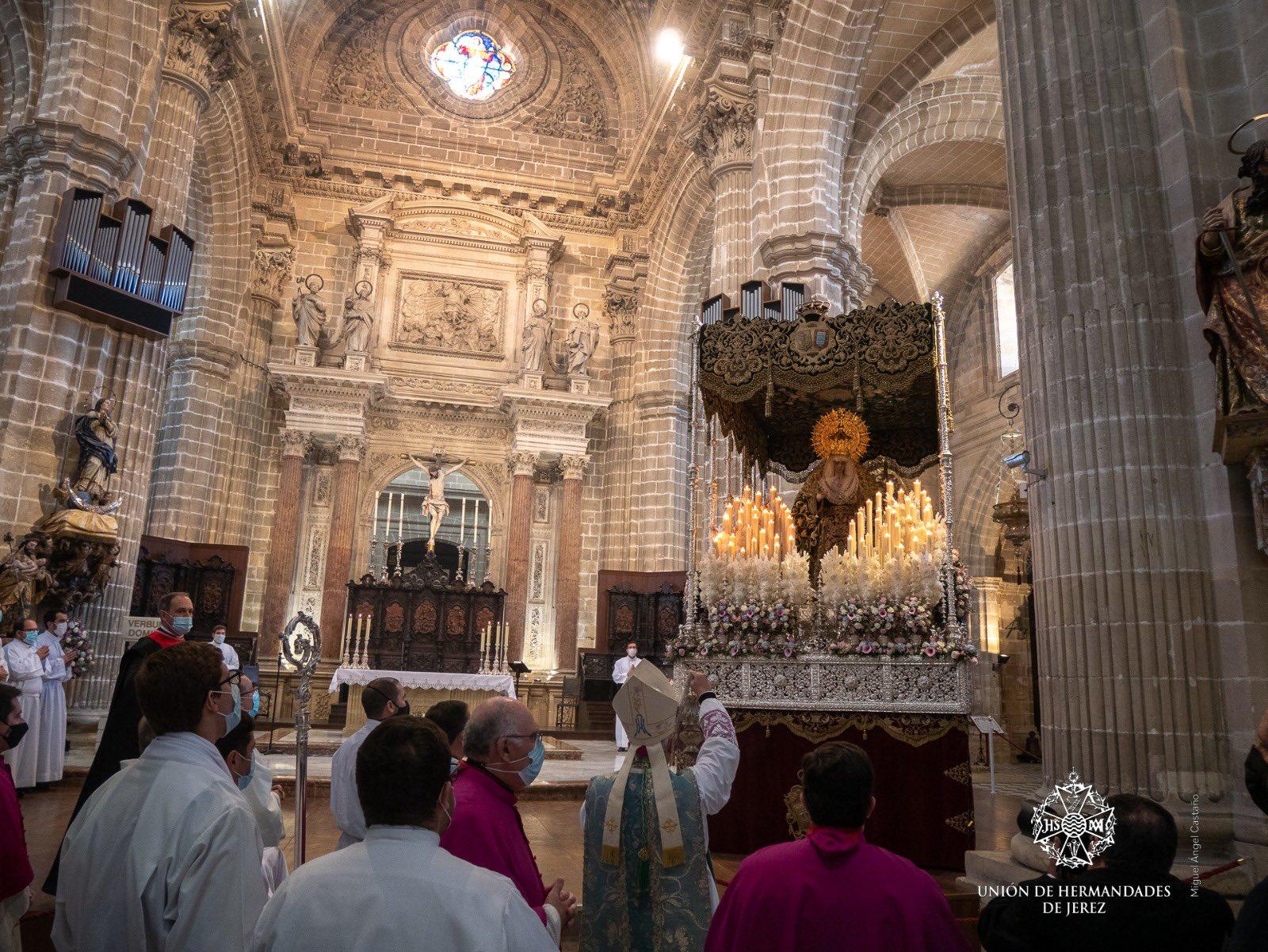 La Catedral acogió la Pontifical de la Purísima