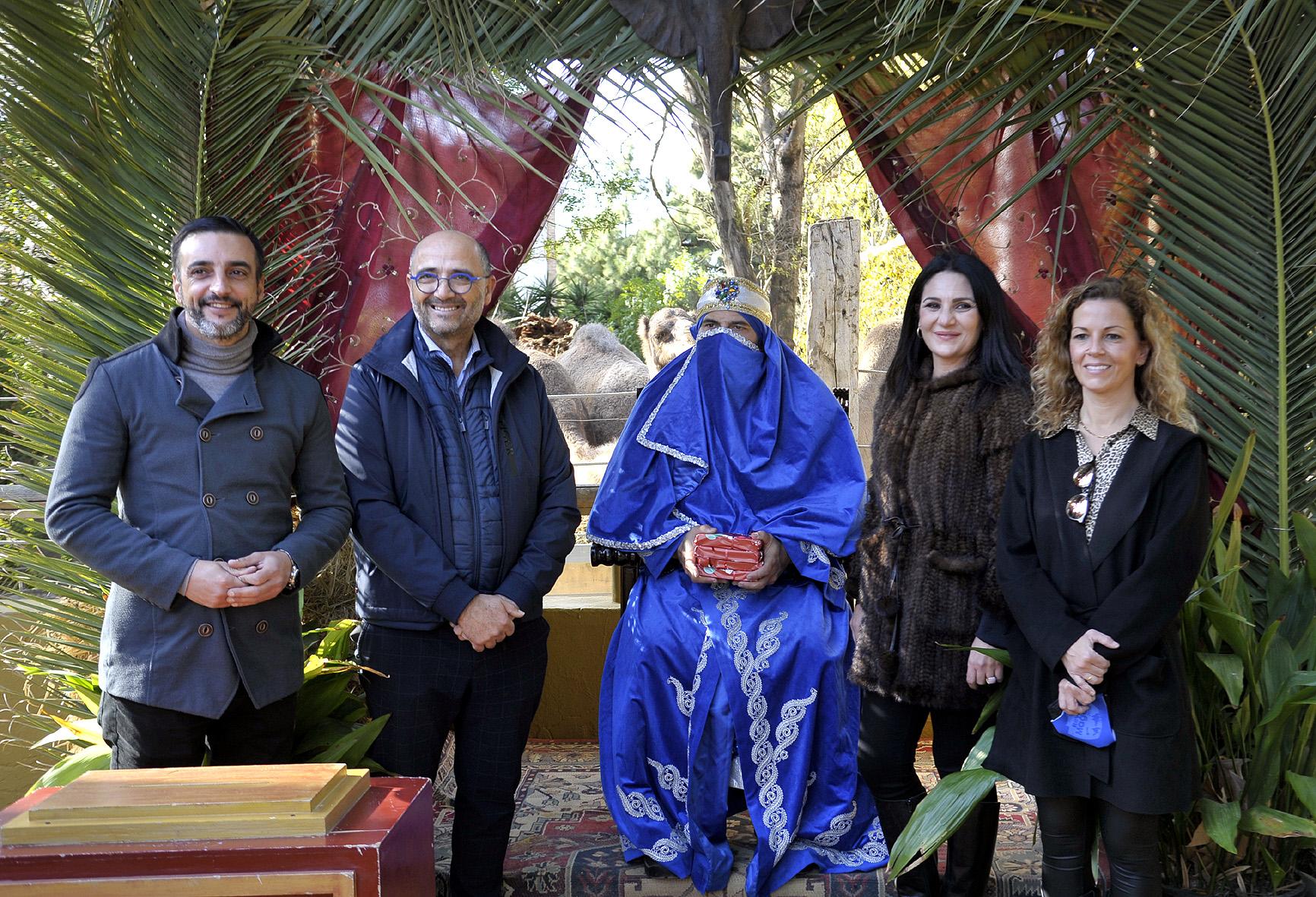 El Emisario Real Asad llega al Zoobotánico de Jerez