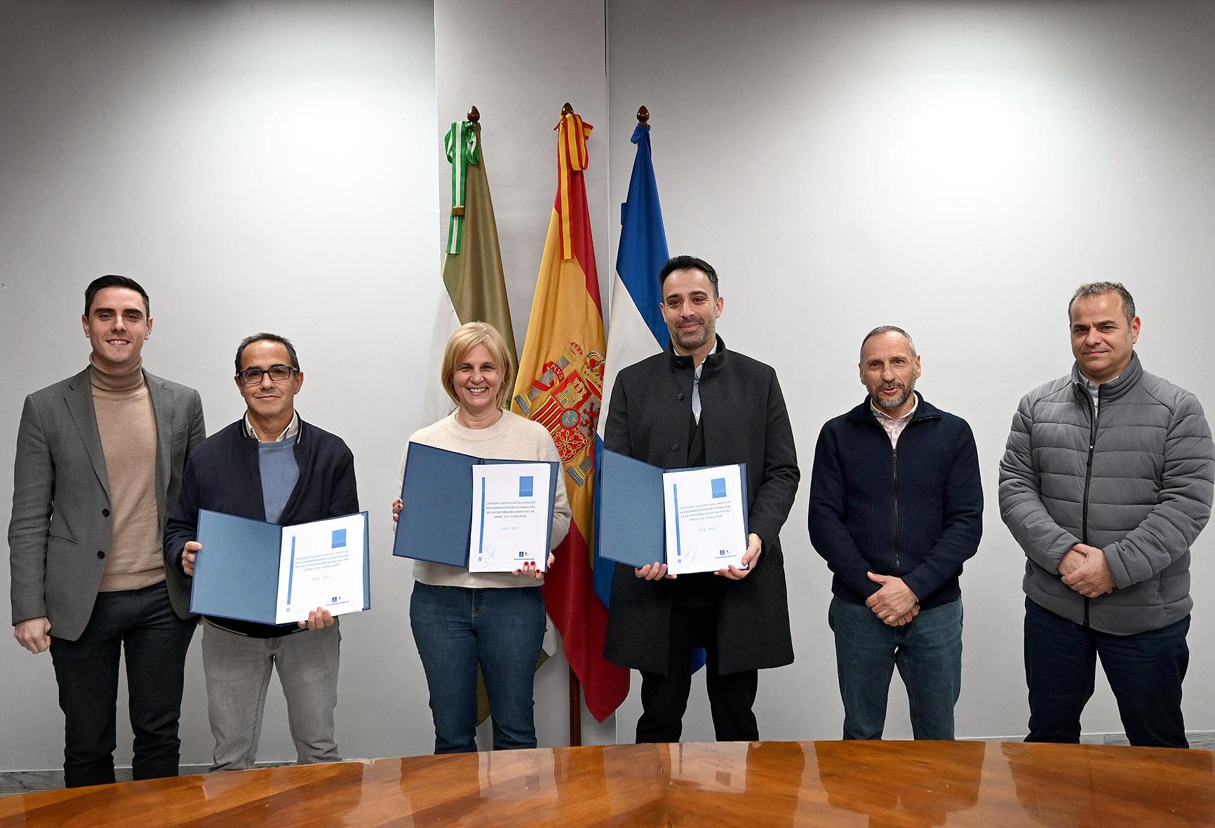 La alcaldesa de Jerez firma un convenio específico con los trabajadores del alumbrado público de Jerez