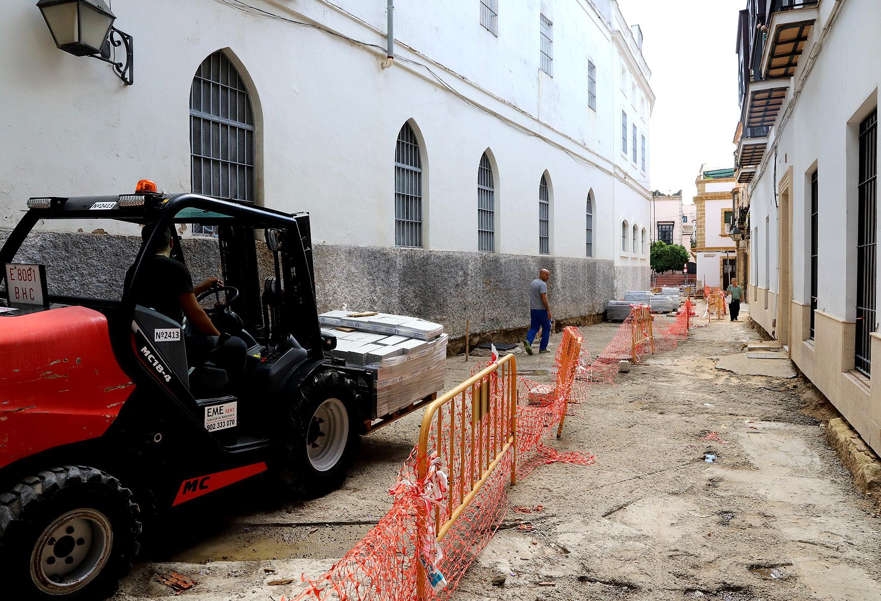 El Ayuntamiento de Jerez inicia la resolución del contrato con la empresa que abandonó las obras del entorno de San Juan