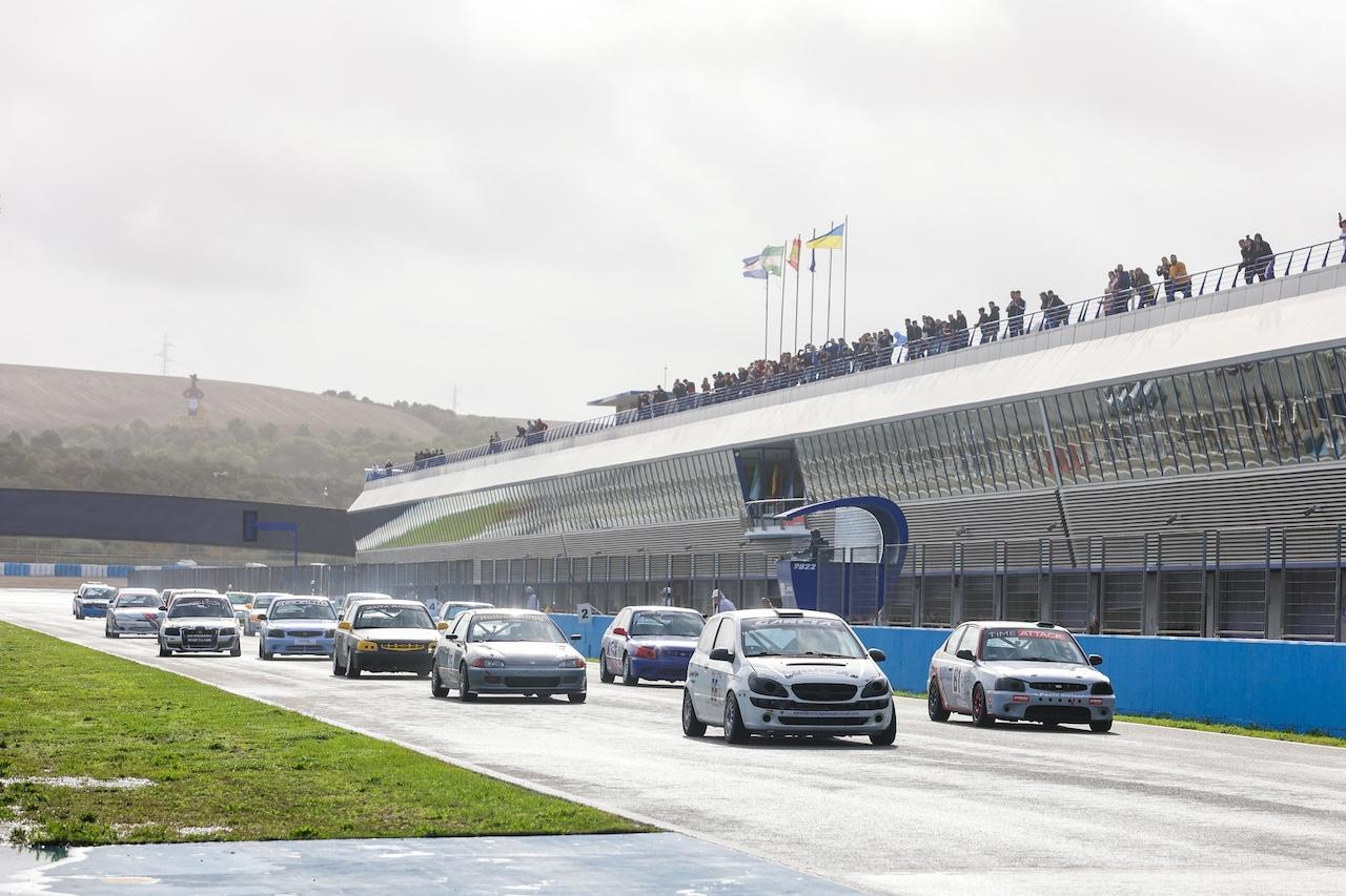 O VII Campeonato Andaluz de Automobilismo Memorial Paco Melero encerra a temporada de competições no Circuito Ángel Nieto de Jerez
