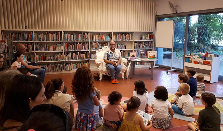 Las bibliotecas provinciales y el Centro Andaluz de las Letras celebran el Día de la Lectura en Andalucía