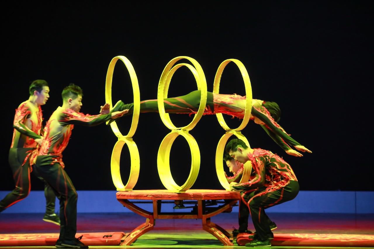 El Gran Circo Acrobático de China llenará de magia, riesgo y fantasía el Teatro Villamarta de Jerez