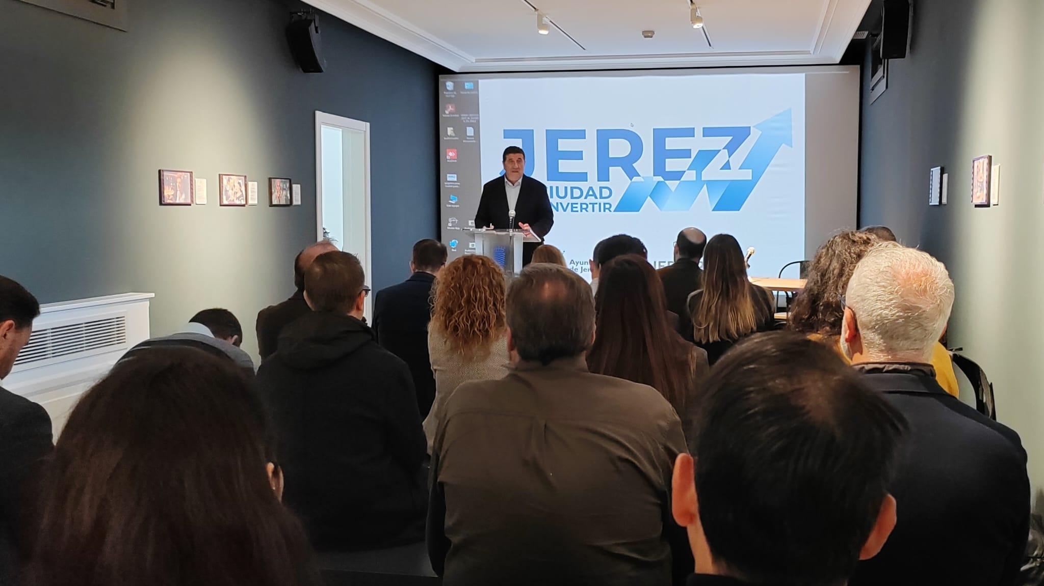 La Jornada Empresarial 'Jerez, Ciudad para Invertir' da a conocer "los incentivos para proyectos empresariales y el potencial de Jerez"