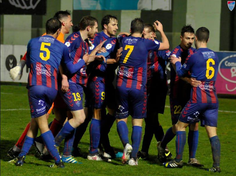 La Gimnástica Segoviana, primer equipo de Tercera en clasificarse matemáticamente para luchar por el ascenso a Segunda B