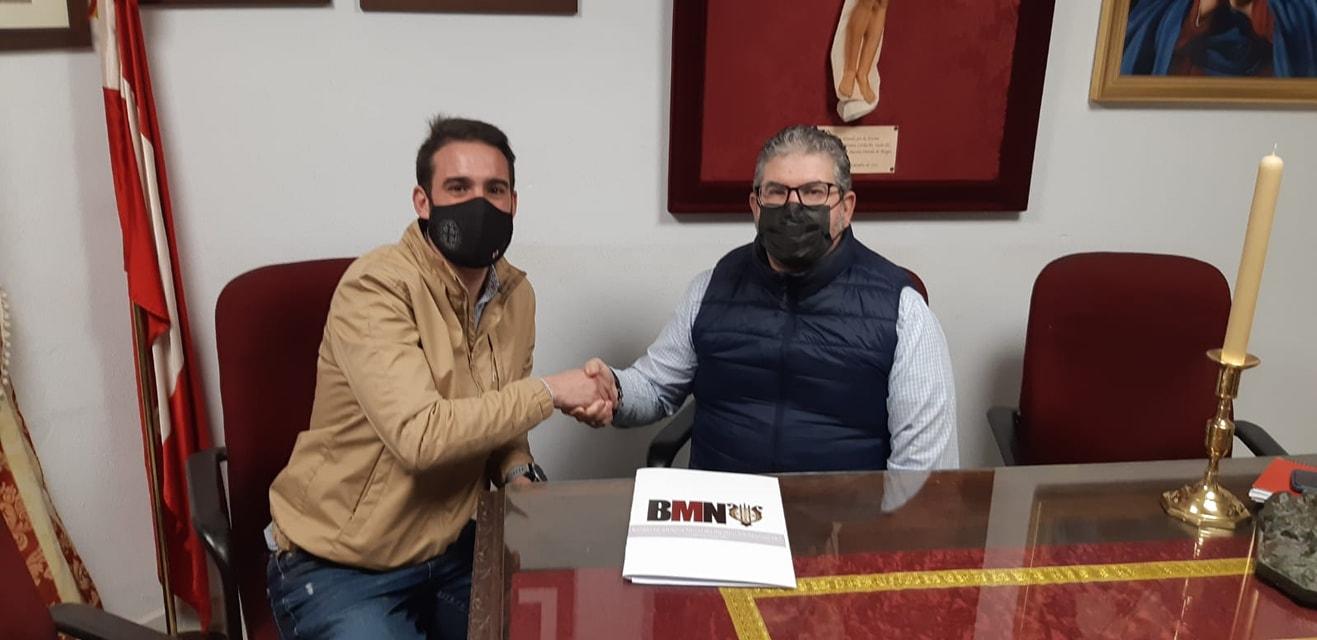 La Banda del Nazareno de San Fernando, firma para acompañar a la Virgen de la Luz