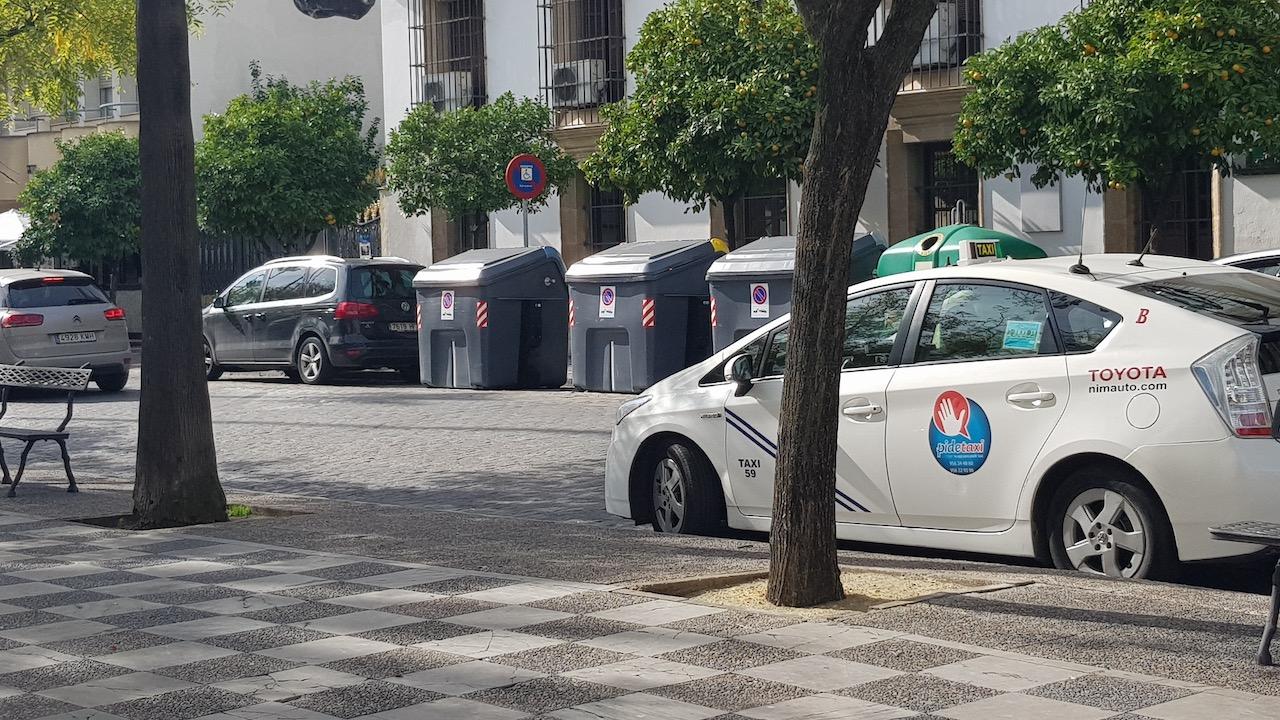 Nueva denuncia de Francisco Zuasti: "Hasta tres horas hay que esperar un taxi PMR en Jerez"