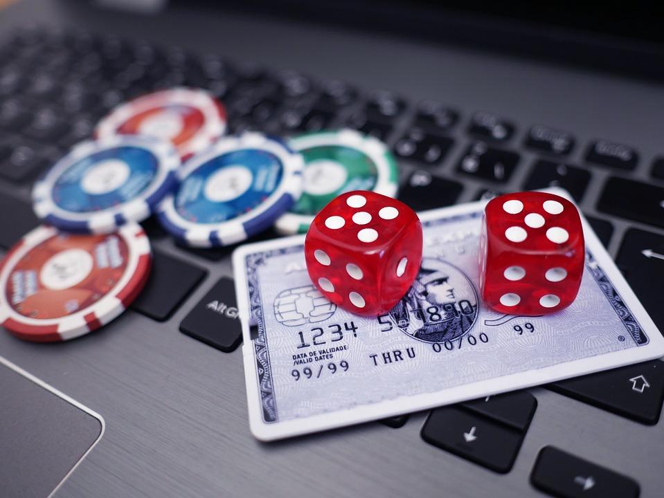 Los Casinos Online: Una Mirada a las Bondades de un Negocio en Auge