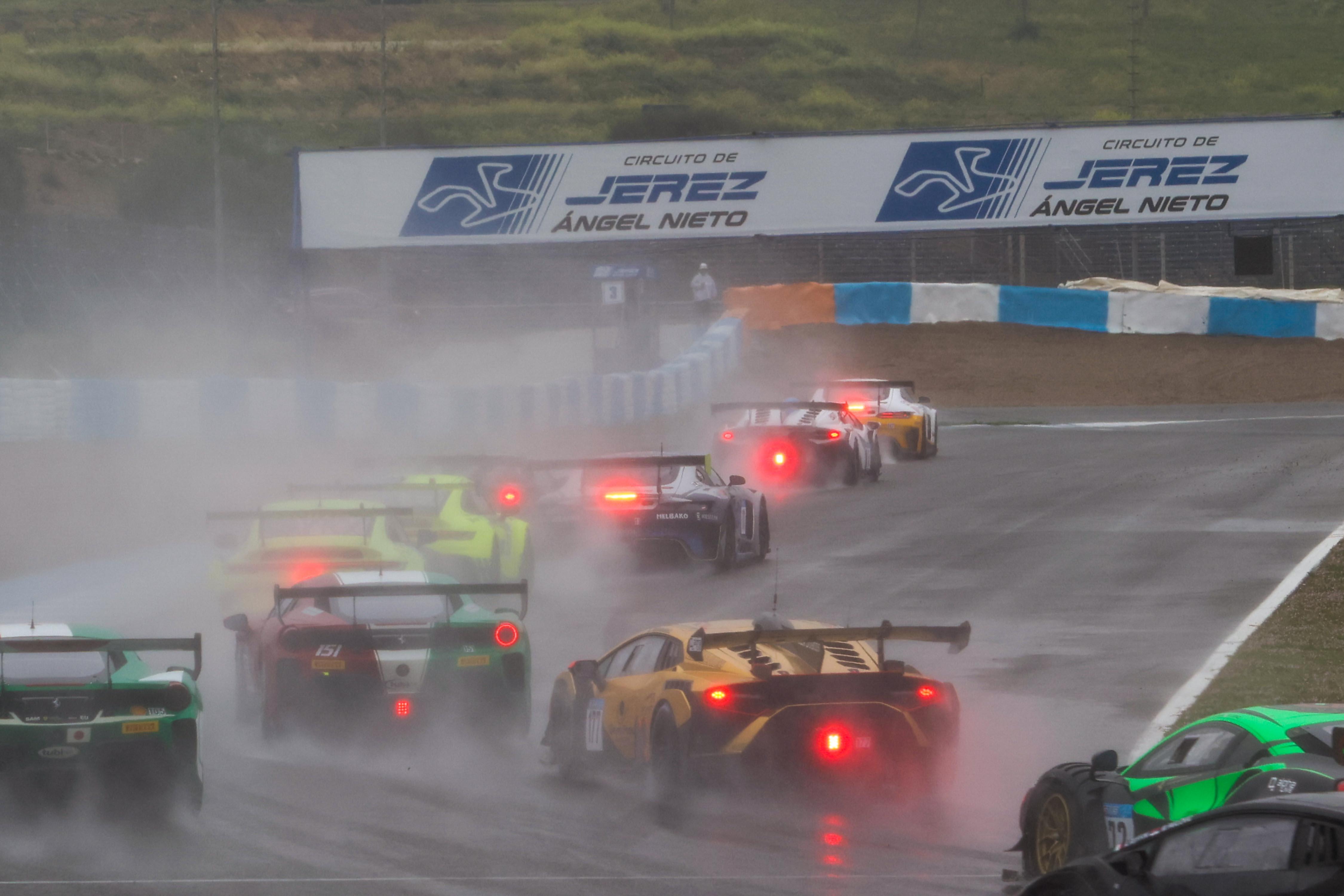 La lluvia, protagonista de la última jornada del certamen Winter Series, que llegaba a su fin en el Circuito de Jerez Ángel Nieto