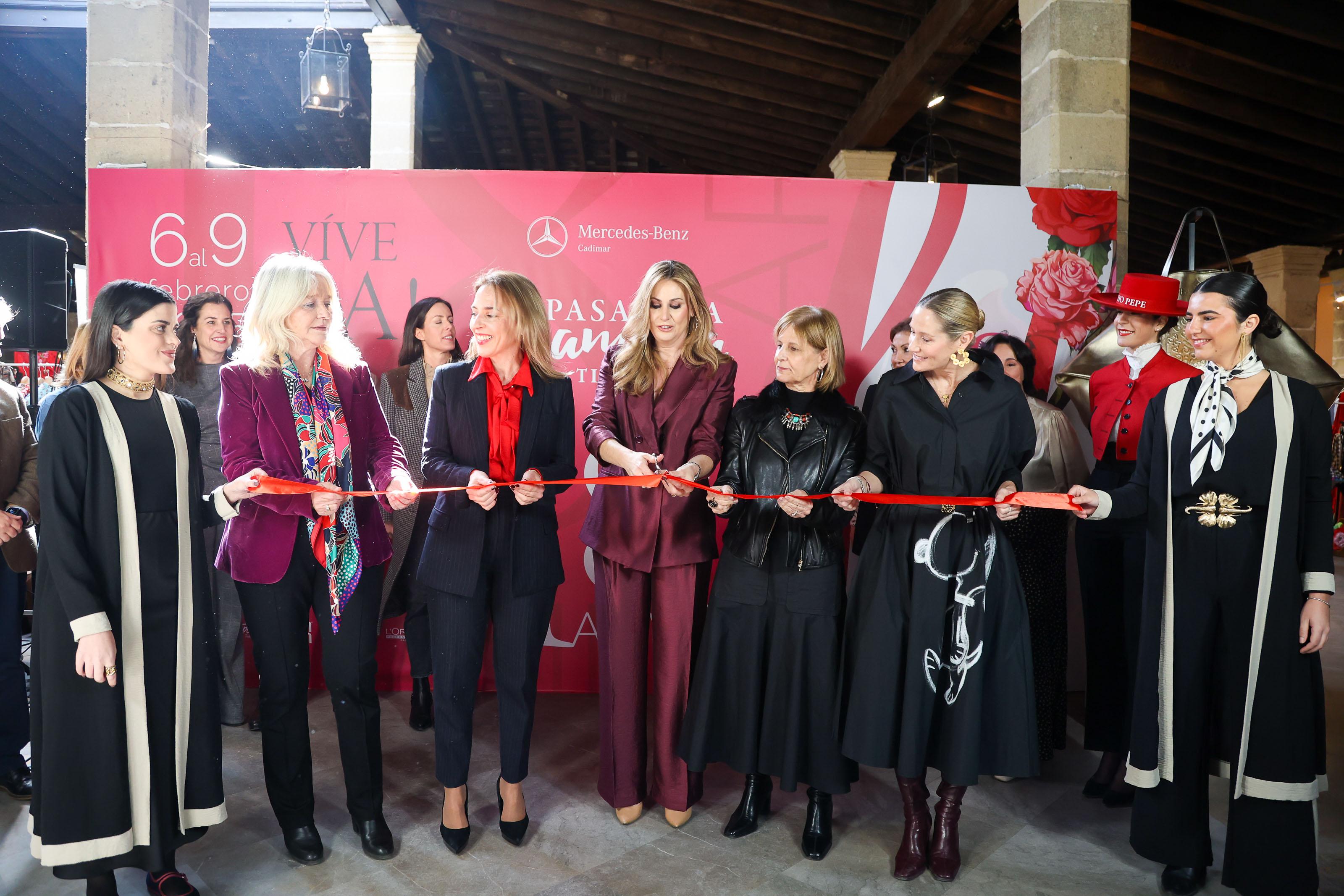 La Pasarela Flamenca Tío Pepe Jerez celebra su 18º aniversario con una inauguración cargada de emoción