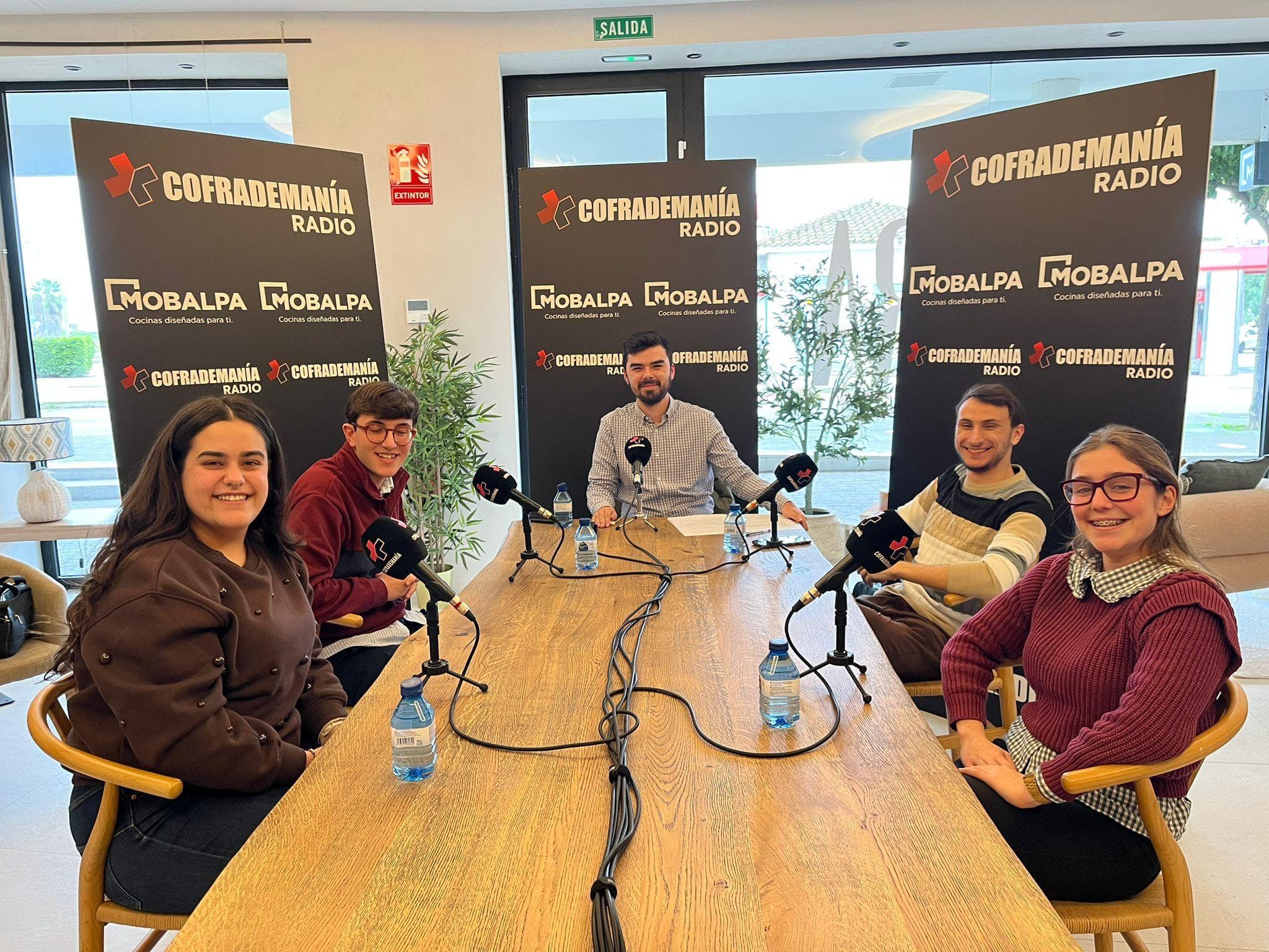 Grupo Joven: con jóvenes de la Hermandad del Perdón