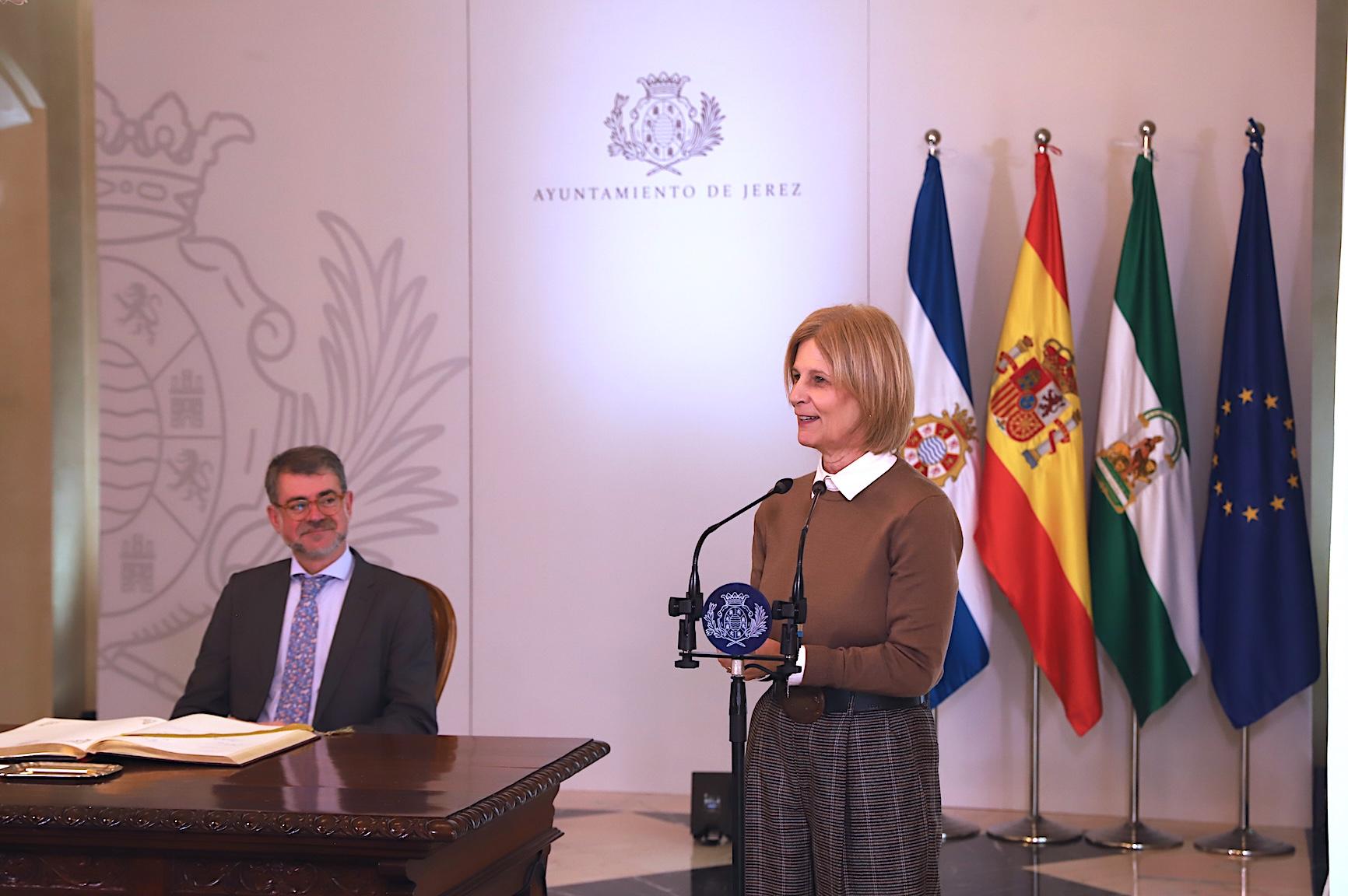 Recepción al pregonero en Alcaldía