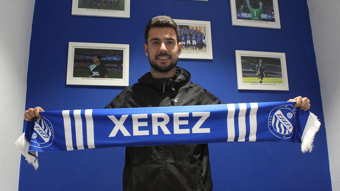 Mika, el nueve que buscaba el Xerez DFC