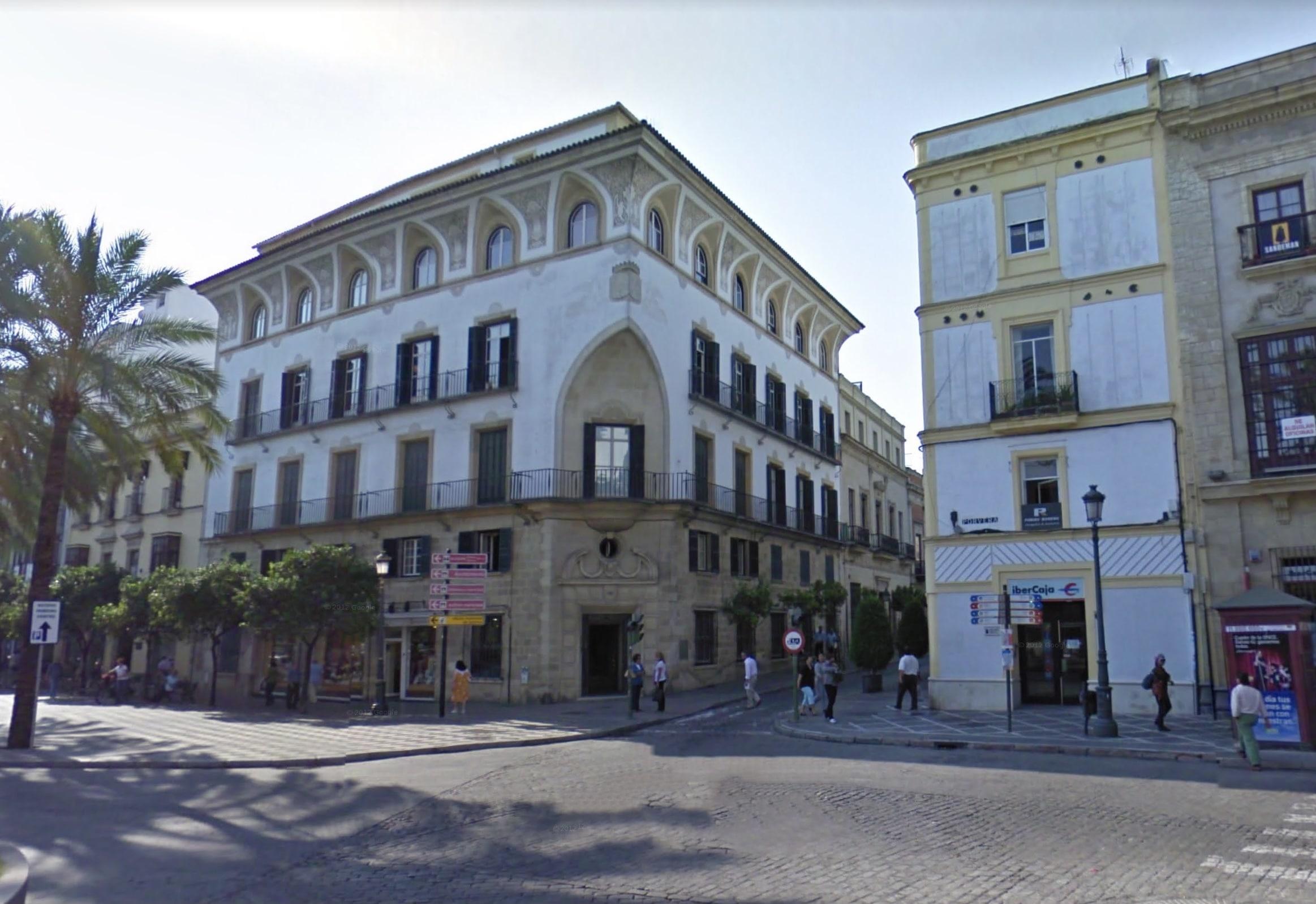 La propiedad del edificio de Tornería, obligada a reparar con urgencia los desprendimientos sufridos por orden de Urbanismo
