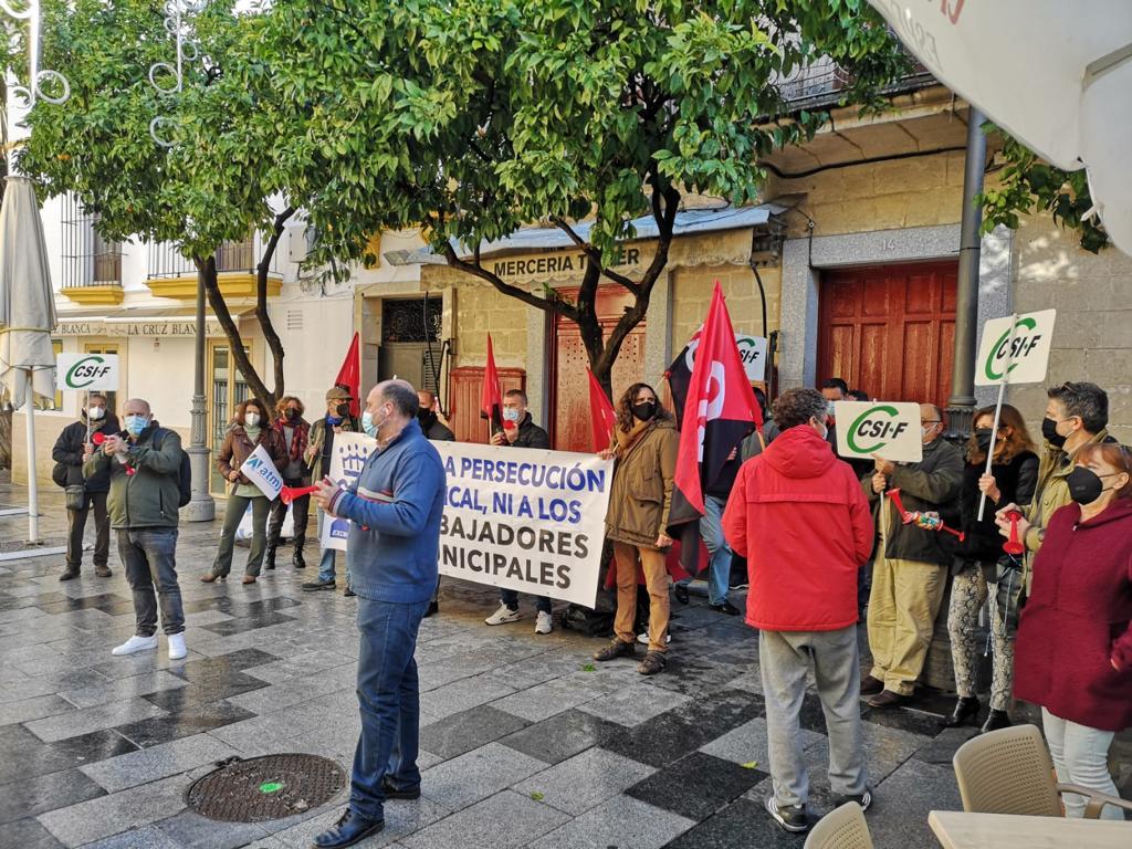 El comité de empresa del Ayuntamiento insiste en sus movilizaciones contra los "ataques dictatoriales" de Mamen Sánchez a la labor sindical